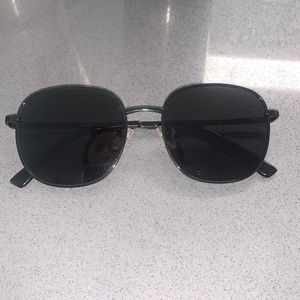 Black Square Sunglasses